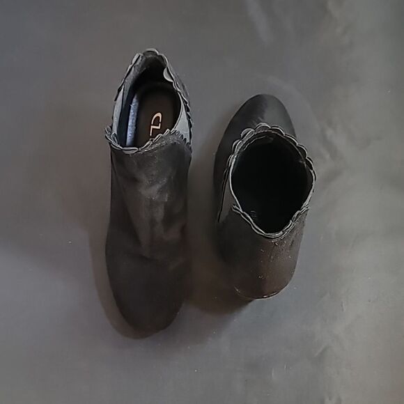 CHINESE LAUNDRY VANGO SUEDE WOMENS WEDGE BOOTIE - Picture 5 of 13